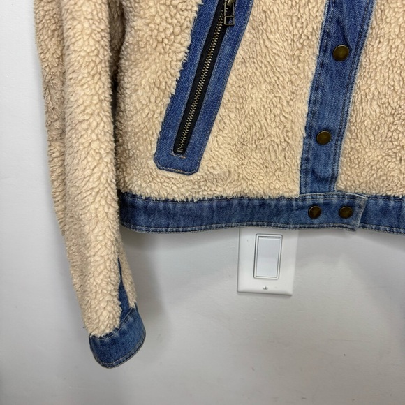 Veronica Beard Potter Cropped Denim-Trim Sherpa Jacket Size Medium - Picture 5 of 15